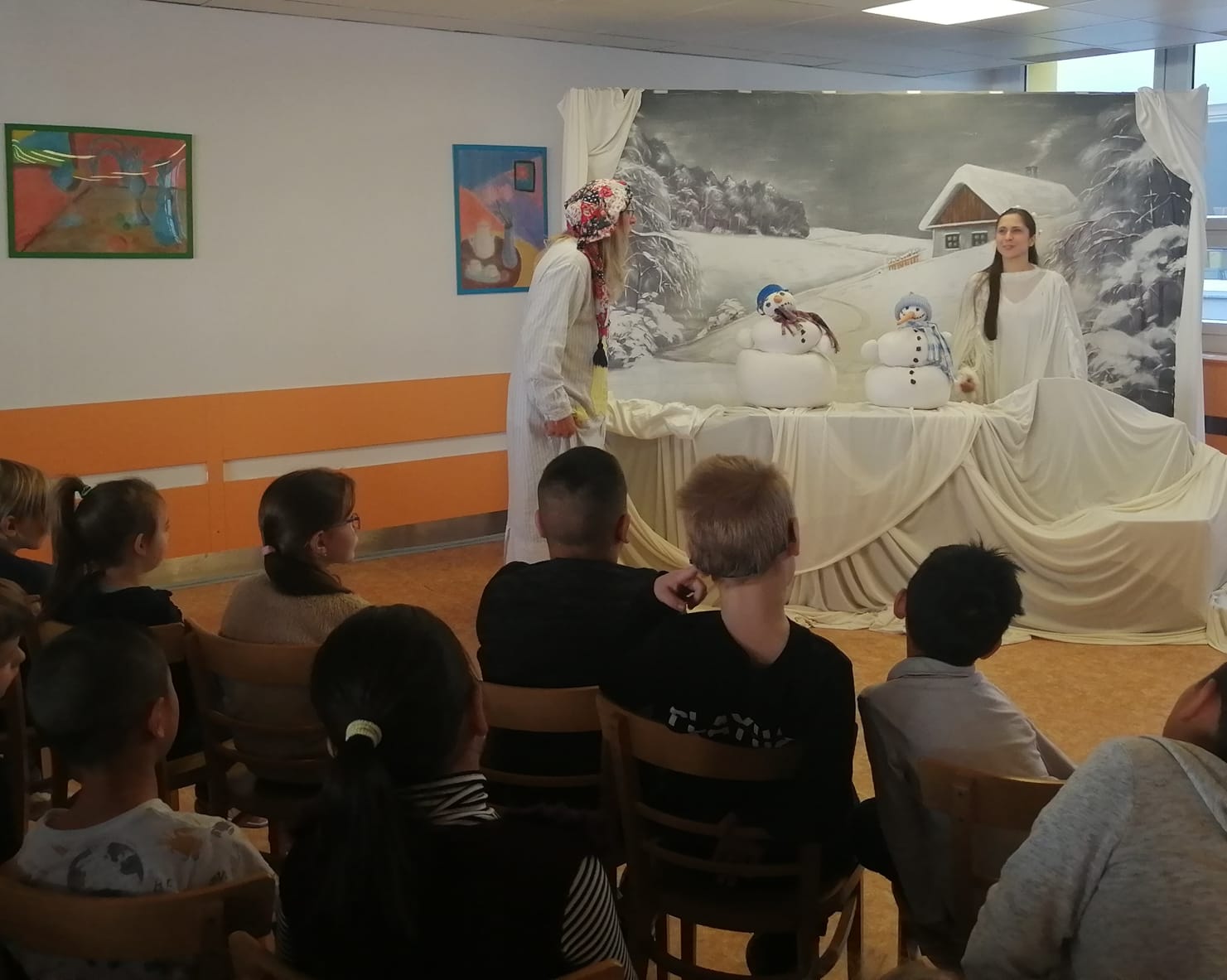 Předvánoční akce našich druháčků.