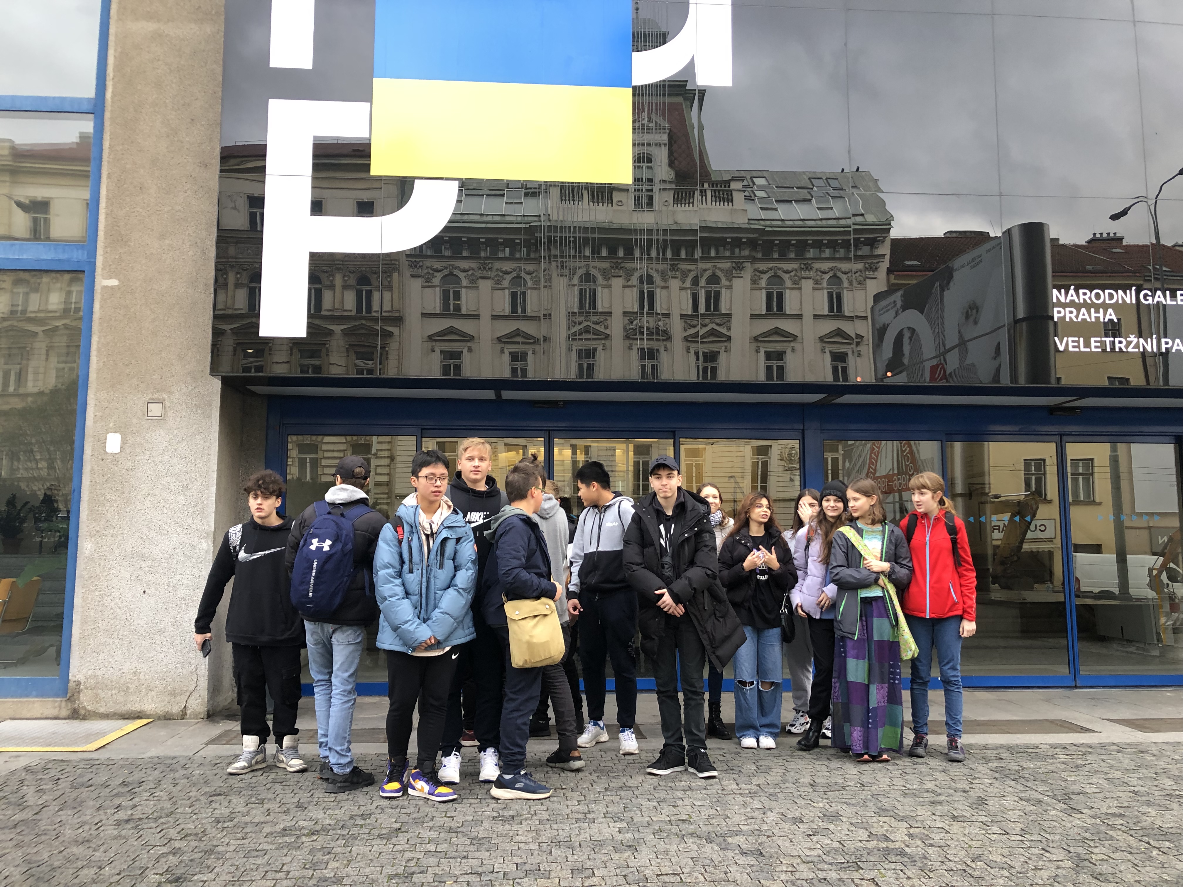 Název projektu ve spolupráci Prahy 14 a Národní galerie Praha: Digitální já