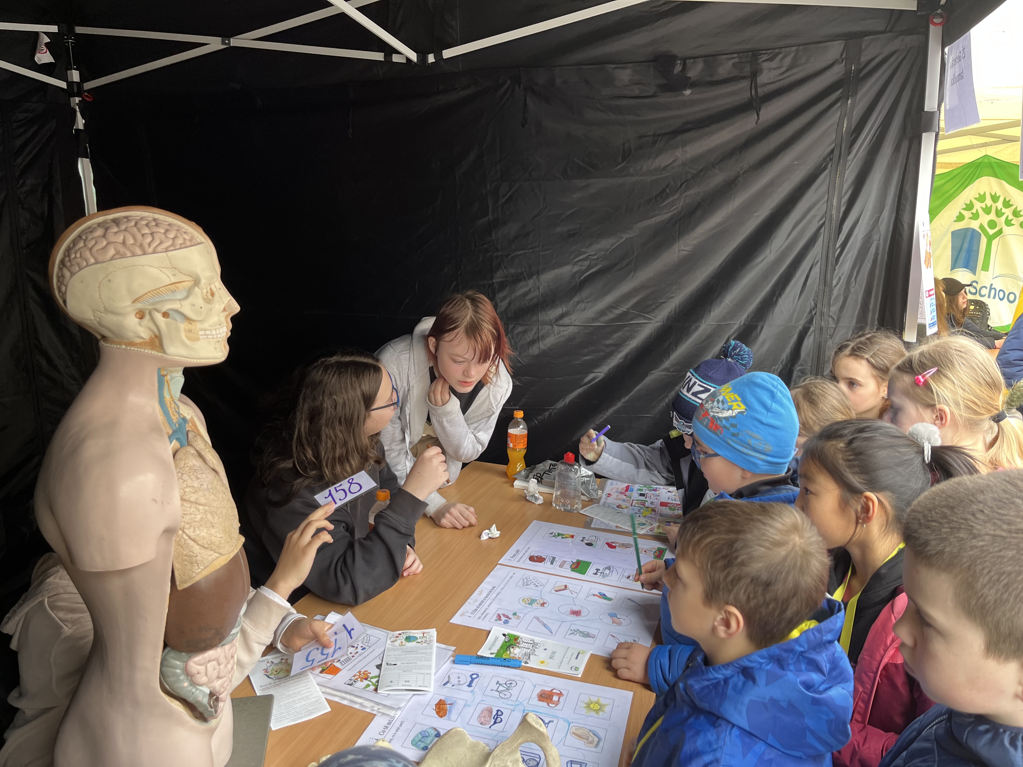 Školní družina na oslavách Dne Země 2023